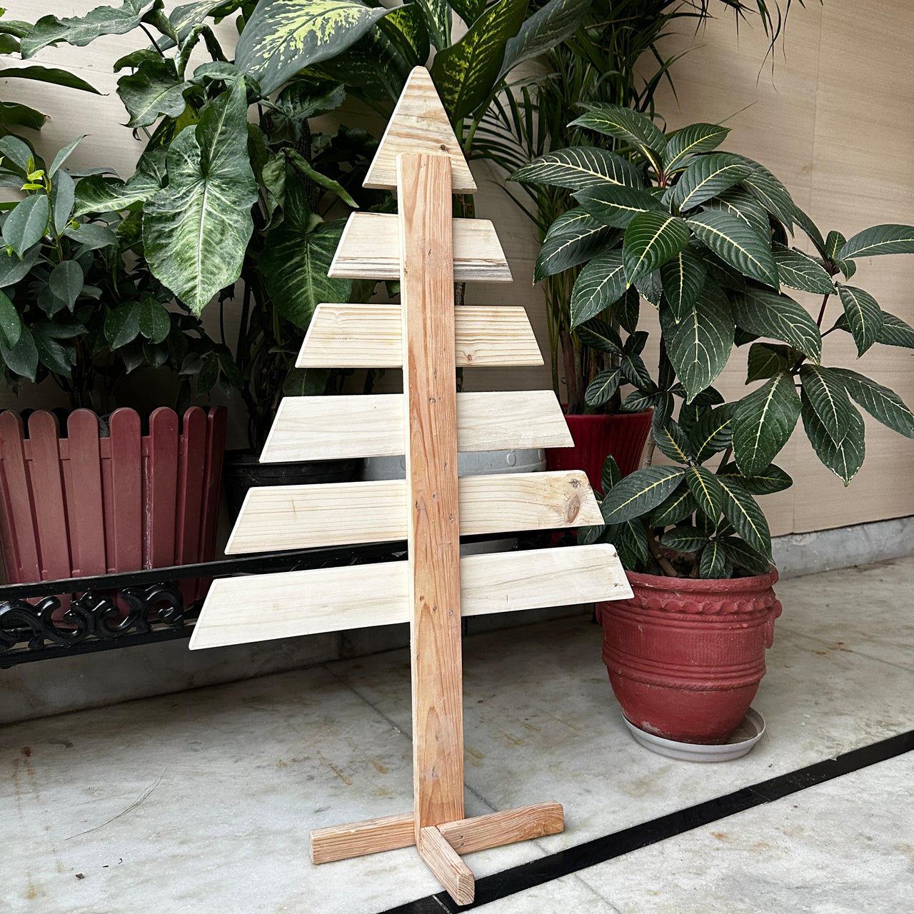 Christmas Tree 6-Tier – Stylish Wooden Xmas Decor