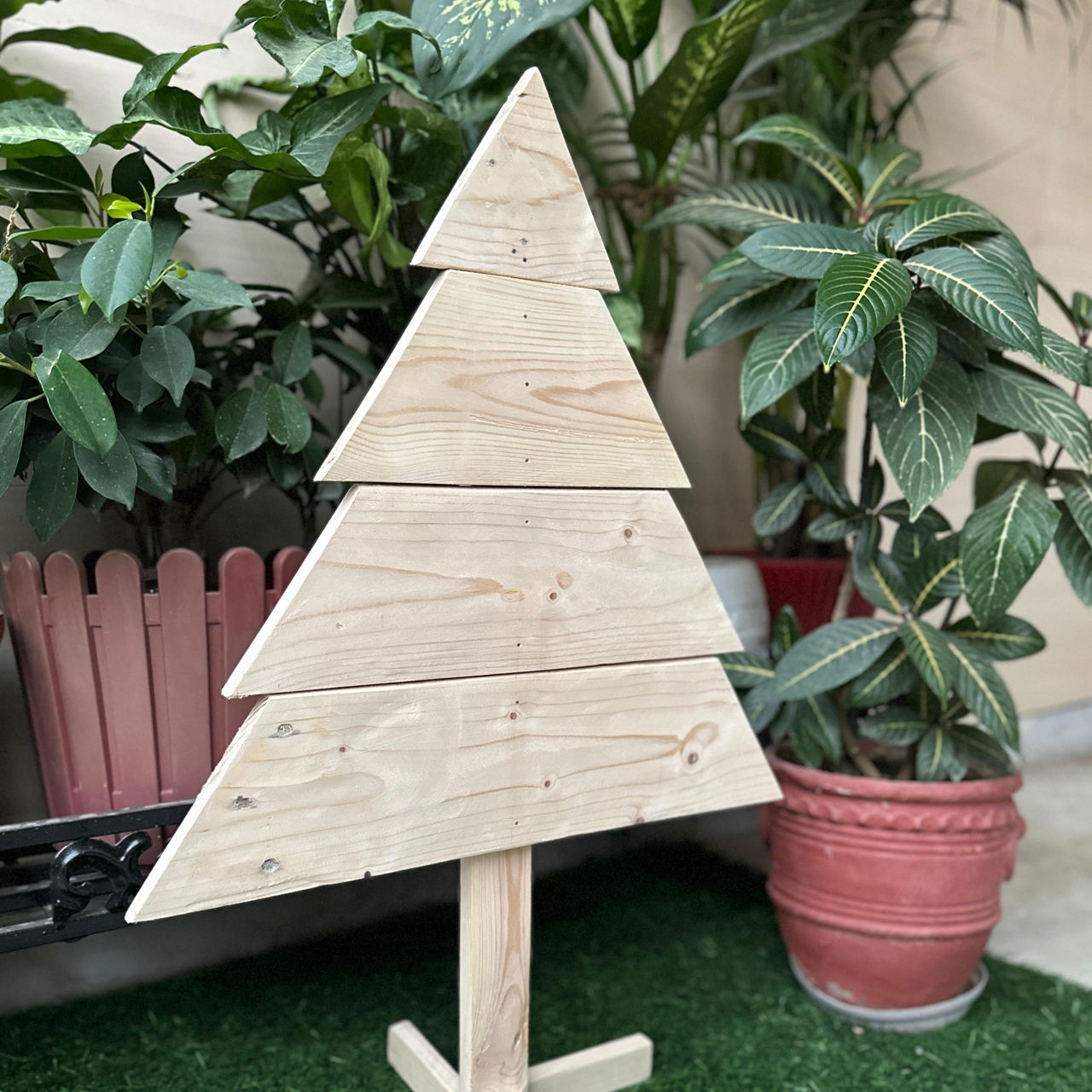 Stand-Alone Pinewood Christmas Tree (4 Tier) – Outdoor/Indoor Festive Decor - Image 2