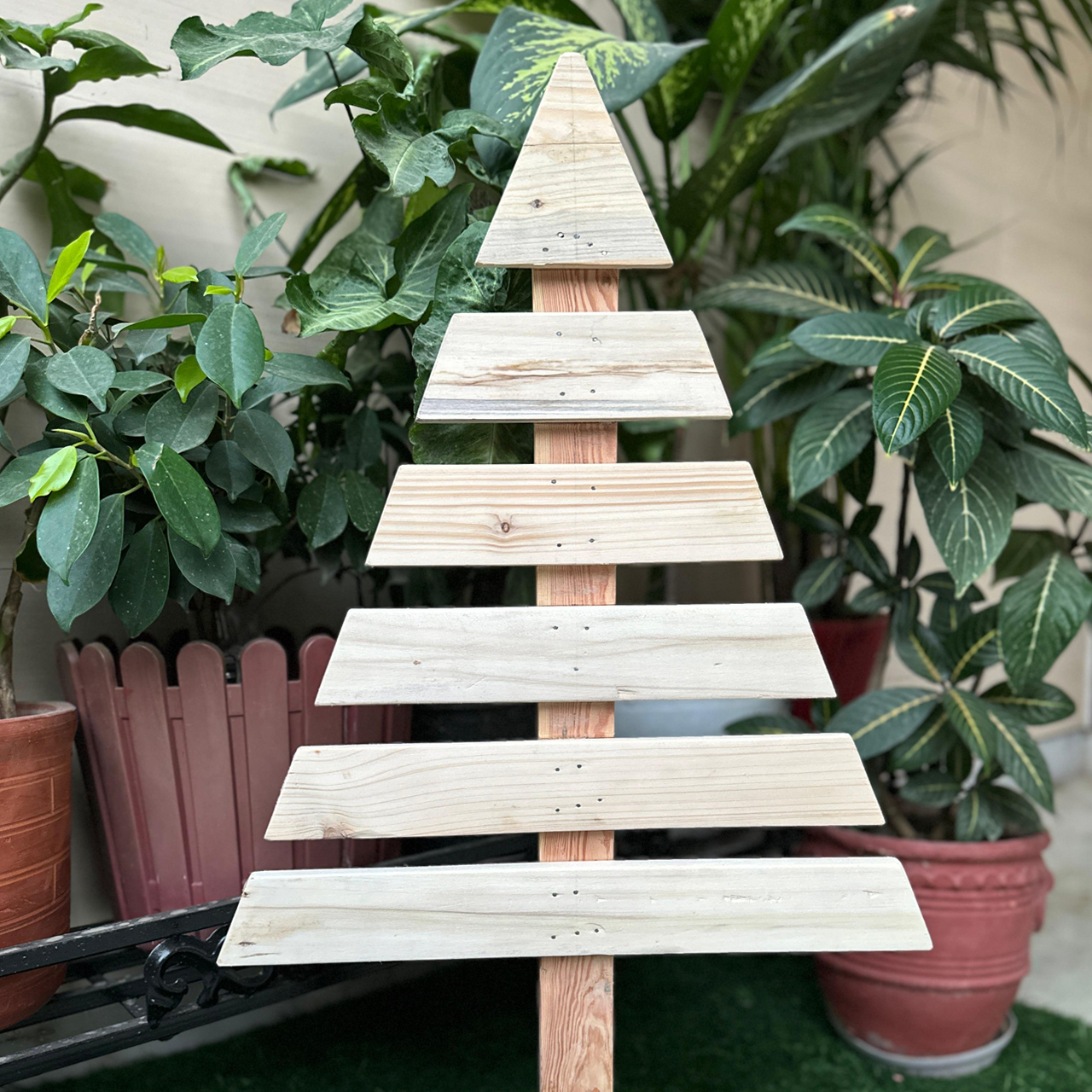 Christmas Tree 6-Tier – Stylish Wooden Xmas Decor - Image 2